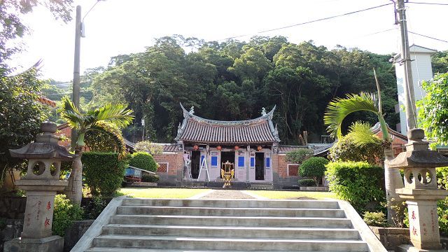 日式石燈